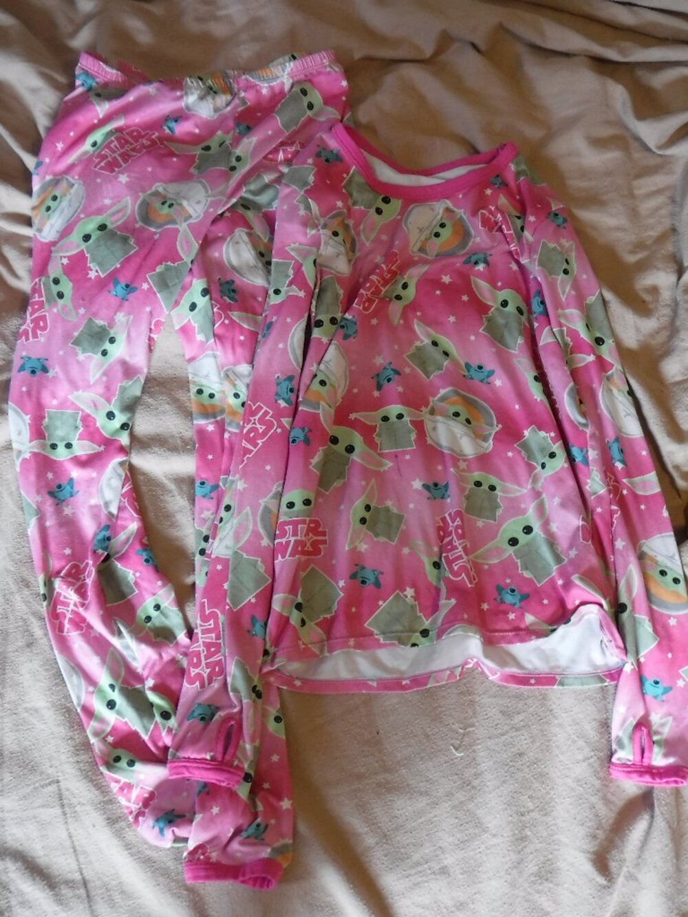 Grogu Star Wars Girls Size Large Pajama Set Long Sleeve Shirt and Pants Pink